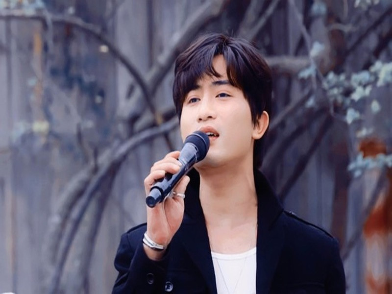 Nam diễn viên đến nay vẫn muốn giữ kín chuyện tình cảm. Ảnh: Tiền Phong