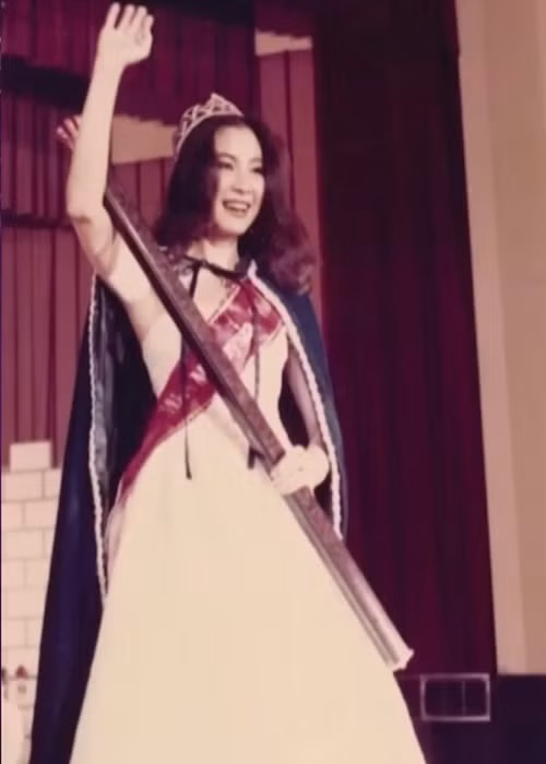 Năm 1983, Dương Tử Quỳnh đăng quang Hoa hậu Malaysia. Cùng năm, cô giành vương miện Hoa hậu Thái Bình Dương được tổ chức tại Australia. Ảnh: Preview