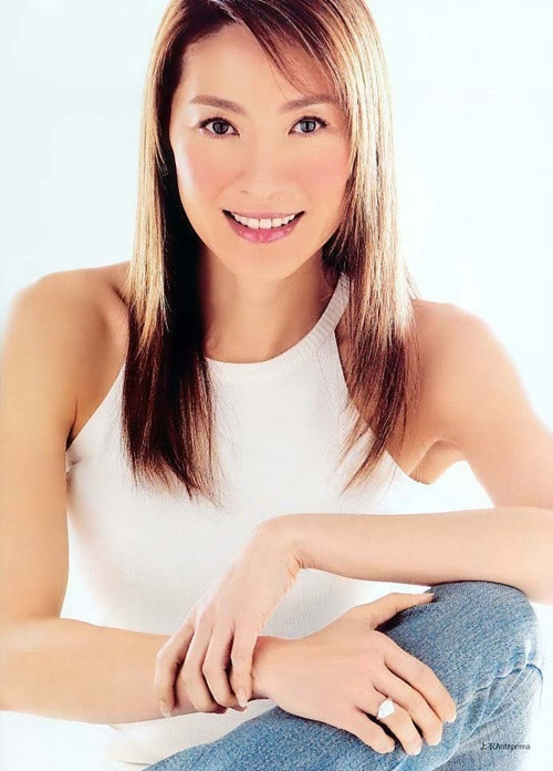 Nét đẹp của Dương Tử Quỳnh được People mô tả là vừa thanh lịch vừa mạnh mẽ. Ảnh: Baidu