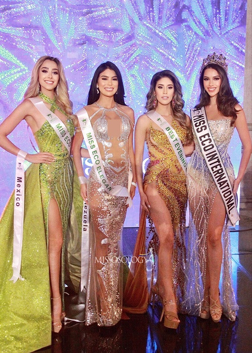 Johanna Aponte khoe vóc dáng nóng bỏng bên các đối thủ. Ảnh: Missosology