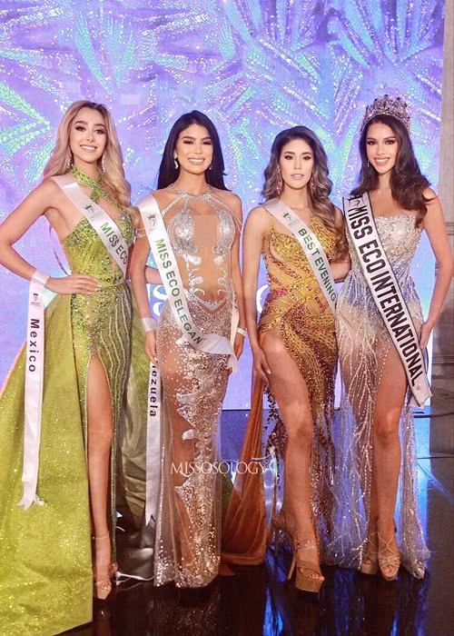 Johanna Aponte khoe vóc dáng nóng bỏng bên các đối thủ. Ảnh: Missosology