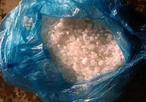 Mua da lon chua tung thay o Thua Thien Hue