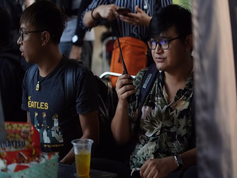 Võ Thanh Hòa du học ngành làm phim ở Singapore. Về nước, anh làm đạo diễn một số dự án phim truyền hình trước khi lần đầu làm đạo diễn phim điện ảnh với tác phẩm “Bệnh viện ma” có Trấn Thành - Hari Won đóng chính. Ảnh: Sở hữu trí tuệ