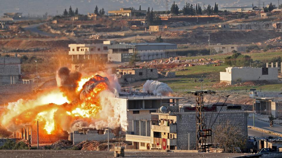 Nguồn tin thực địa cho biết thêm, cuộc tấn công nói trên là hành vi gây hấn đầu tiên trong vài tháng qua và hiện tại không có cuộc đàm phán nào về việc giải quyết tình hình ở Syria trong lúc này.