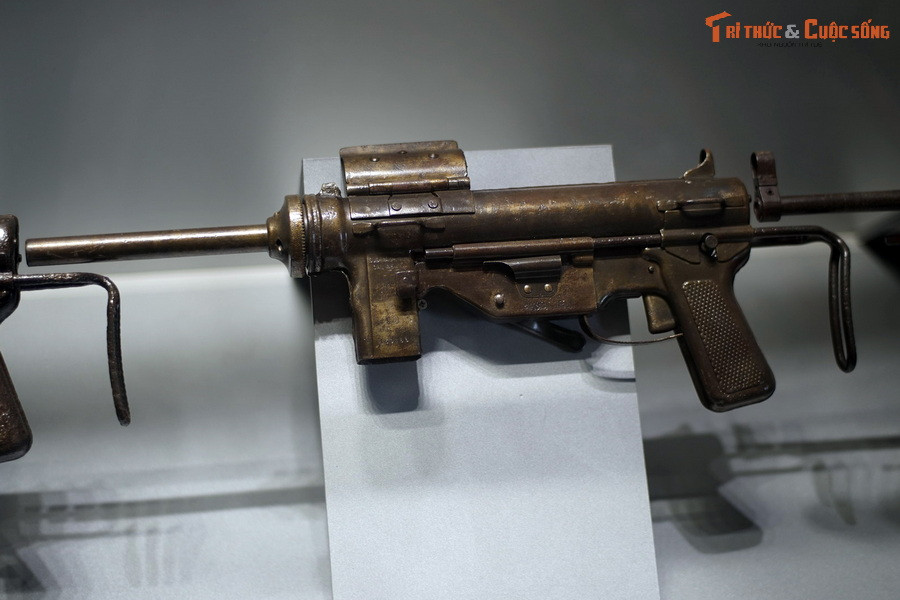 Súng Mituille: Chiến lợi phẩm thu được trong kháng chiến chống Pháp.