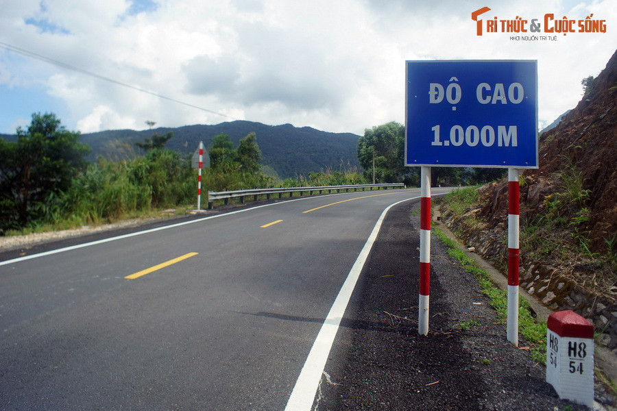 Lên đến độ cao 1.000 mét, bầu không khí mát rượi như... ngồi phòng điều hòa.