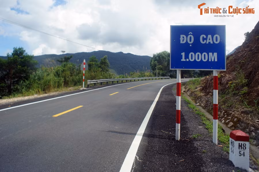 Lên đến độ cao 1.000 mét, bầu không khí mát rượi như... ngồi phòng điều hòa.