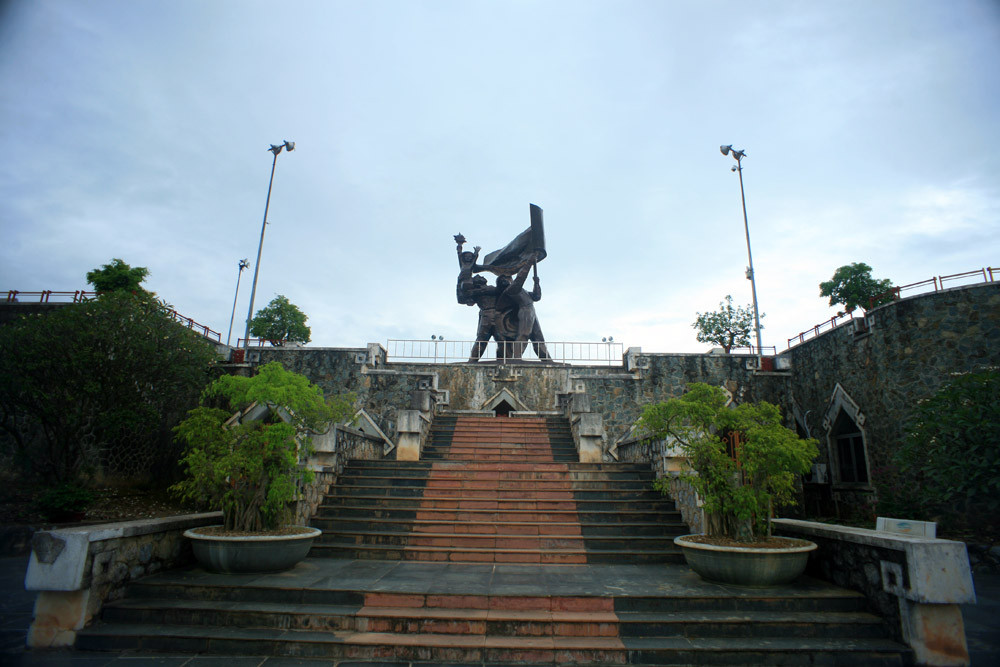 Kham pha Di tich Lich su Quoc gia Dac biet Chien truong Dien Bien Phu