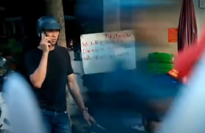 Dù chưa đủ cơ sở khẳng định Mười Hạ gây án cùng Quang, xong mọi động tĩnh của đối tượng này đều được các trinh sát theo sát từ chiều ngày 5/9/2018. Thời điểm này Mười Hạ vẫn sinh hoạt rất bình thường, chưa có biểu hiện gì khác lạ. 8h sáng ngày 6/9/2018, nguồn tin từ trinh sát báo về Mười Hạ vừa trả nợ cho một số người thân quen hơn 500 triệu đồng.