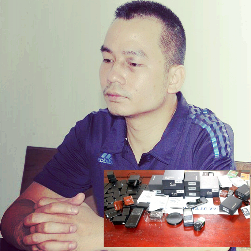  Sập bẫy kẻ lừa đảo vì mua "phần mềm nghe lén, xem lén": Phùng Việt Hùng (SN 1991, ở Hà Nội) nắm được tâm lý người dùng, nên anh ta lập 2 Website là phanmemtheodoi.com.vn và phanmemtheodoi.net. Sau đó, Hùng mời chào người mua "phần mềm nghe lén, xem lén" của mình rồi lừa đảo hàng trăm khách hàng khi phần mềm không thể sử dụng được như rao bán. Ngày 5/6, Công an huyện Nghi Lộc, tỉnh Nghệ An cho biết đang tạm giữ Hùng để điều tra, làm rõ. 