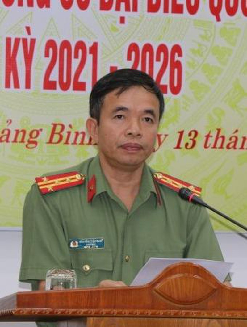 Từ năm 2014 đến 2020, ông làm Phó Giám đốc Công an tỉnh Hà Tĩnh. 