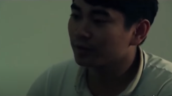 Anh Thiện về nhà trình bày với bố mẹ, vợ con, song cả gia đình xoay xở cũng chỉ được 200 triệu đồng, chuyển vào một tài khoản được Thanh chỉ định. Vài ngày sau Thanh tiếp tục gọi điện đe dọa yêu cầu chuyển thêm 1,5 tỷ đồng, nếu không sẽ xử lý từng người trong nhà. Quá sợ hãi, anh Thiện mang ô tô đi cầm cố song vẫn không đủ tiền nên chưa giao dịch với Thanh.