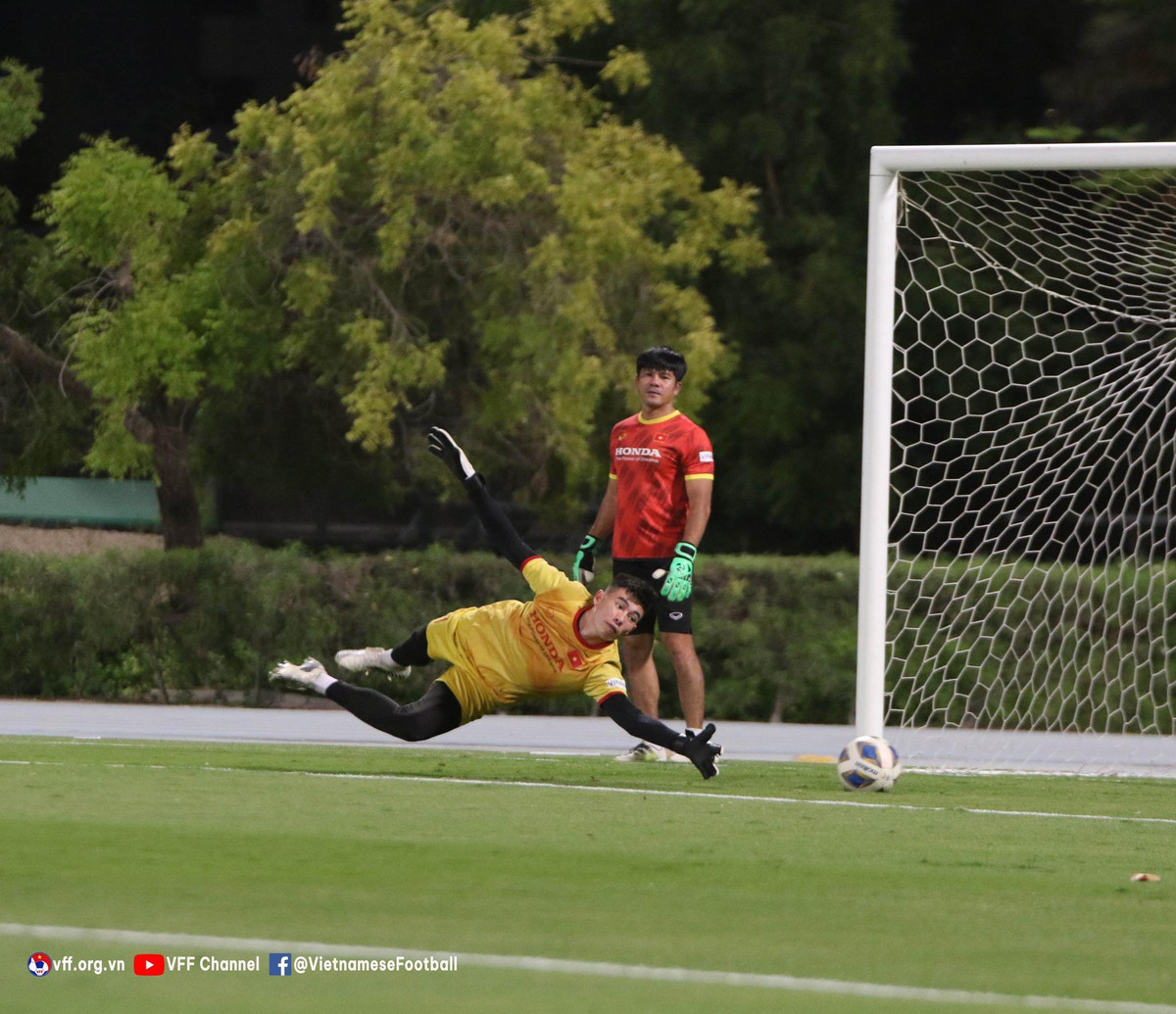 Thu mon Quan Van Chuan, chang trai chi huong mat troi-Hinh-5