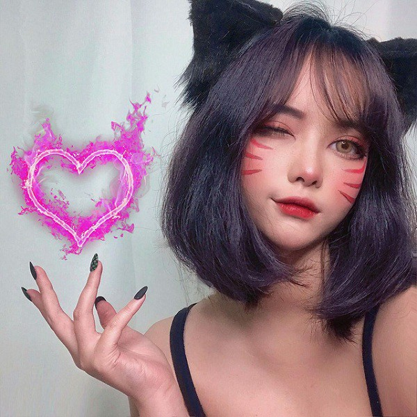 Ngoài các vị tướng trong LMHT, Thục Chi còn rất đam mê hóa thân thành những nhân vật nổi tiếng trong thế giới ảo.