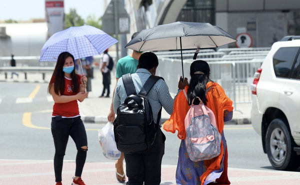 Tuy nhiên, do không quen với khí hậu và thường xuyên phải luyện tập dưới trời nắng nên người hâm mộ rất lo lắng đội tuyển Việt Nam có thể gặp những vấn đề về sức khỏe trong thời gian thi đấu.