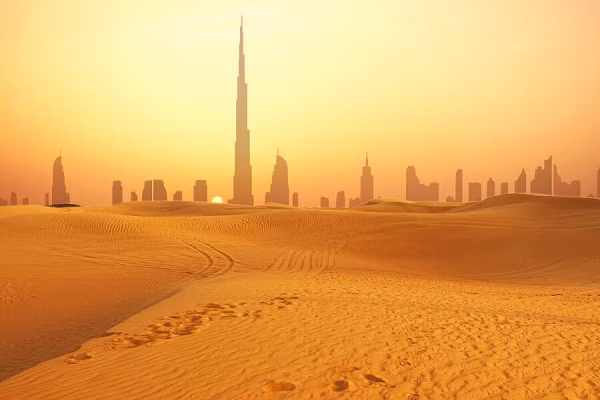 Hai trận đấu vừa qua mang đến những kết quả khả quan tuy nhiên nhiều người không khỏi lo lắng cho sức khỏe của các cầu thủ trong những ngày tới. Nguyên nhân là bởi UAE đang trải qua những ngày nắng nóng kỷ lục.