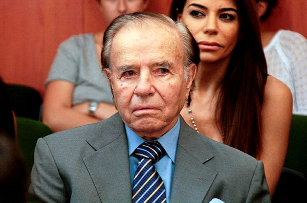 Ở Argentina người dân cho rằng không nên nhắc tên cựu thủ tướng Carlos Menem vì nhiệm kỳ của ông tồi tệ đến mức có thể đem lại xui rủi.