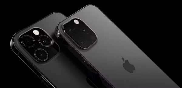 Người dùng vẫn có lựa chọn truyền thống với màu xám và vàng trên iPhone 13. Tuy nhiên, màu Graphite (xám than chì) khả năng cao sẽ được Apple điều chỉnh thành màu đen mờ (matte black) vốn từng xuất hiện trên iPhone 7 và iPhone 7 Plus năm 2016.