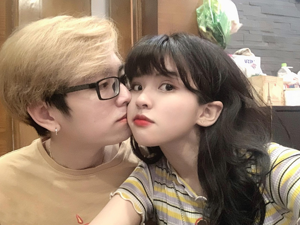 Tựa game mà Gia Mẫn yêu thích nhất đó chính là Liên Minh Huyền Thoại. Dù là con gái nhưng Gia Mẫn rất thích chơi những vị tướng đòi hỏi kỹ năng cao như Irelia, Akali hay Gangplank.