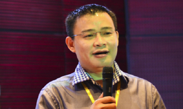 Sự thành công của JoomlArt là một trường hợp khá đặc biệt trong làng startup Việt. Vì CEO Hùng Đinh là người không học công nghệ thông tin nhưng lại chọn khởi nghiệp một mình trong lĩnh vực này.