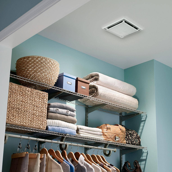 Vì vậy việc sử dụng quạt hút sẽ làm cho độ ẩm không khí cân bằng trở lại với môi trường bên ngoài trước khi sử dụng điều hoà.