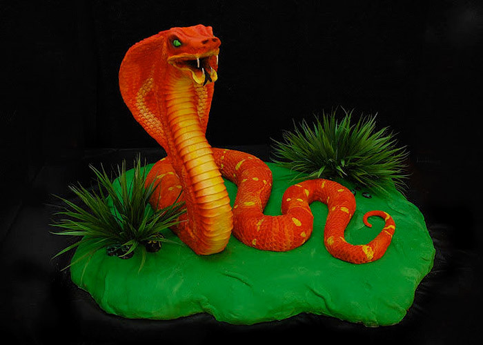 Tài lộc của người tuổi Tỵ sẽ còn hanh thông hơn vào tháng 7 này. Các cơ hội liên tiếp mở ra khiến Tỵ tăng thêm quyền lực. Cơ hội thăng tiến, tăng lương nằm trong lòng bàn tay. Vì có nhiều ý tưởng táo bạo nên họ cũng được lãnh đạo và người lớn tuổi chú ý.