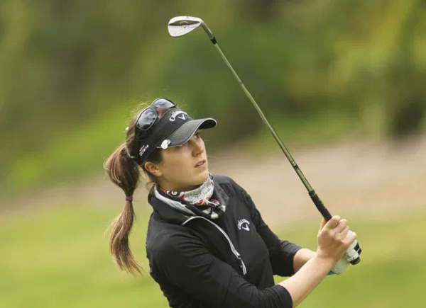 Không chỉ nổi trội về tài năng, nhan sắc và vóc dáng của Sandra Gal cũng vô cùng ấn tượng.