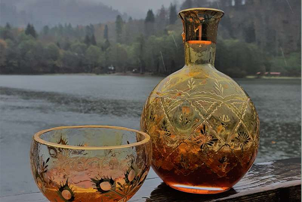 Đây là một loại mật ong được cho là rất hiếm có với vị đắng đậm và màu sẫm hơn các loại mật ong thông thường khác.