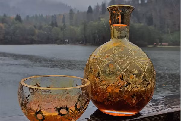 Đây là một loại mật ong được cho là rất hiếm có với vị đắng đậm và màu sẫm hơn các loại mật ong thông thường khác.