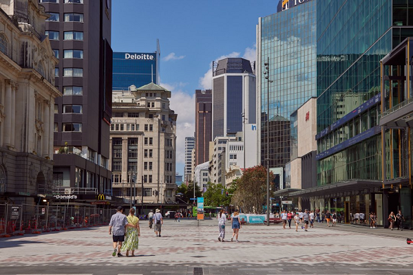 Thành phố Auckland còn là trung tâm của những hoạt động văn hóa, những buổi biểu diễn âm nhạc, những phòng tranh nghệ thuật hay các hệ thống bán lẻ và giải trí chất lượng cao.