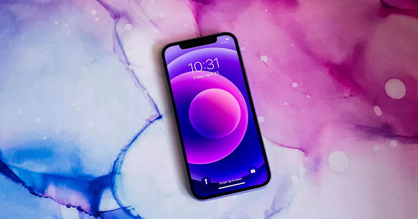 Rất có khả năng, MagSafe sẽ trở thành bộ sạc chính thức từ iPhone 14 trở đi, loại bỏ hoàn toàn cổng sạc Lightning như hiện tại.