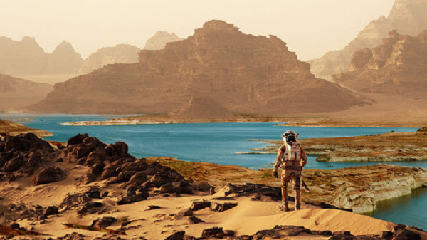 “Chúng tôi không chắc liệu những dấu hiệu này có phải là nước ở dạng lỏng hay không nhưng chúng dường như lan rộng hơn nhiều so với những gì nghiên cứu ban đầu tìm được...