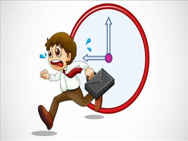 Khi mơ thấy mình bị muộn giờ, có nghĩa bạn đang sợ mình quên mất một thứ gì đó quan trọng. Ngoài ra nếu trong đời thực bạn thường xuyên rơi vào tình trạng bận rộn, thiếu thời gian thì giấc mơ như vậy cũng sẽ xảy ra.