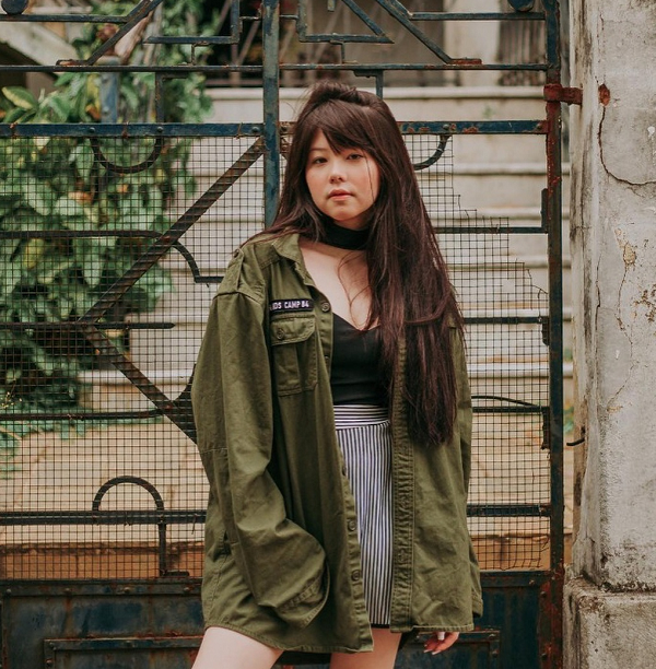 Sau thời gian chịu đựng không khí ảm đạm tại phòng stream ở Trung Quốc, cuối cùng, Mayumi cũng quyết định quay trở lại Mỹ và cộng tác cùng đội Team SoloMid (TSM).