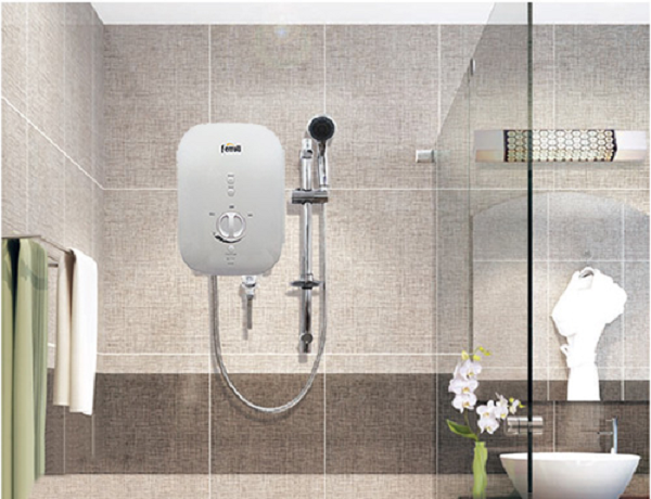 Nhiều người vẫn có thói quen sử dụng bình nóng lạnh trong ngày hè, muốn tiết kiệm điện hơn, hãy sử dụng bình có năng lượng mặt trời để tận dụng tối đa nguồn năng lượng miễn phí này.