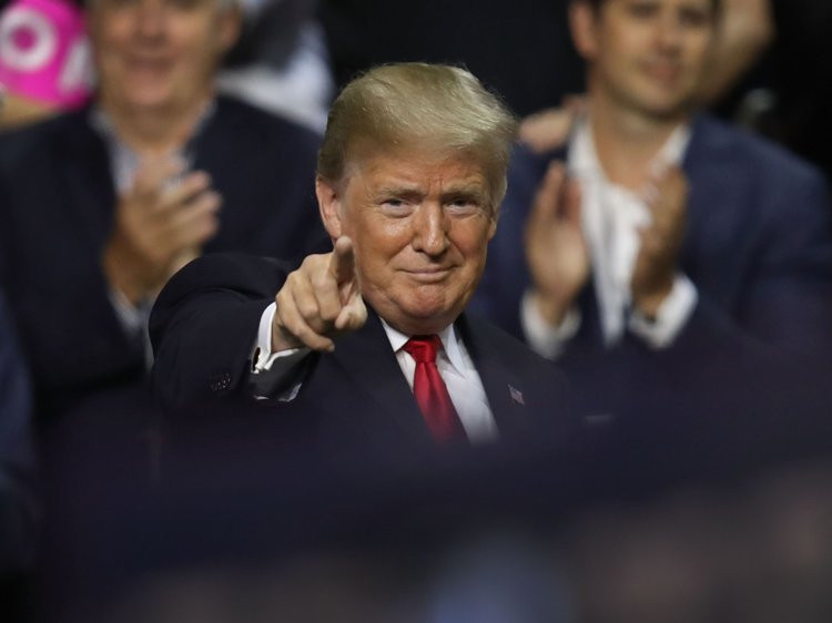 Những tuyên bố này của ông Trump đã vấp phải sự phản ứng dữ dội từ phía Afghanistan. Kabul cho rằng những lời lẽ đó là “không thể chấp nhận được”, yêu cầu ông Trump thể hiện sự tôn trọng với chính quyền của Tổng thống Ashraf Ghani. Ảnh: BI.