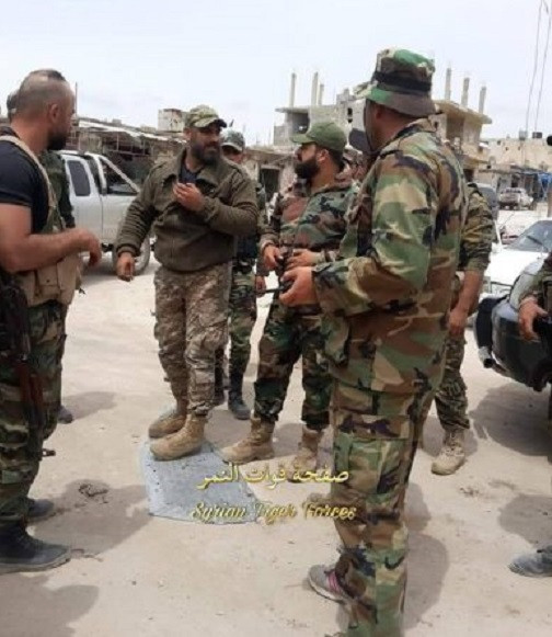 Quan doi Syria toc chien toc thang, chiem thi tran Idlib chien luoc-Hinh-2