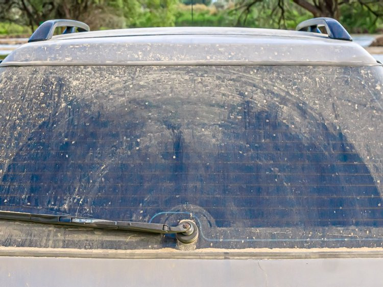 Ở Nga, nếu không muốn bị phạt tiền thì bạn nên giữ gìn cho chiếc ô tô của mình luôn sạch sẽ.