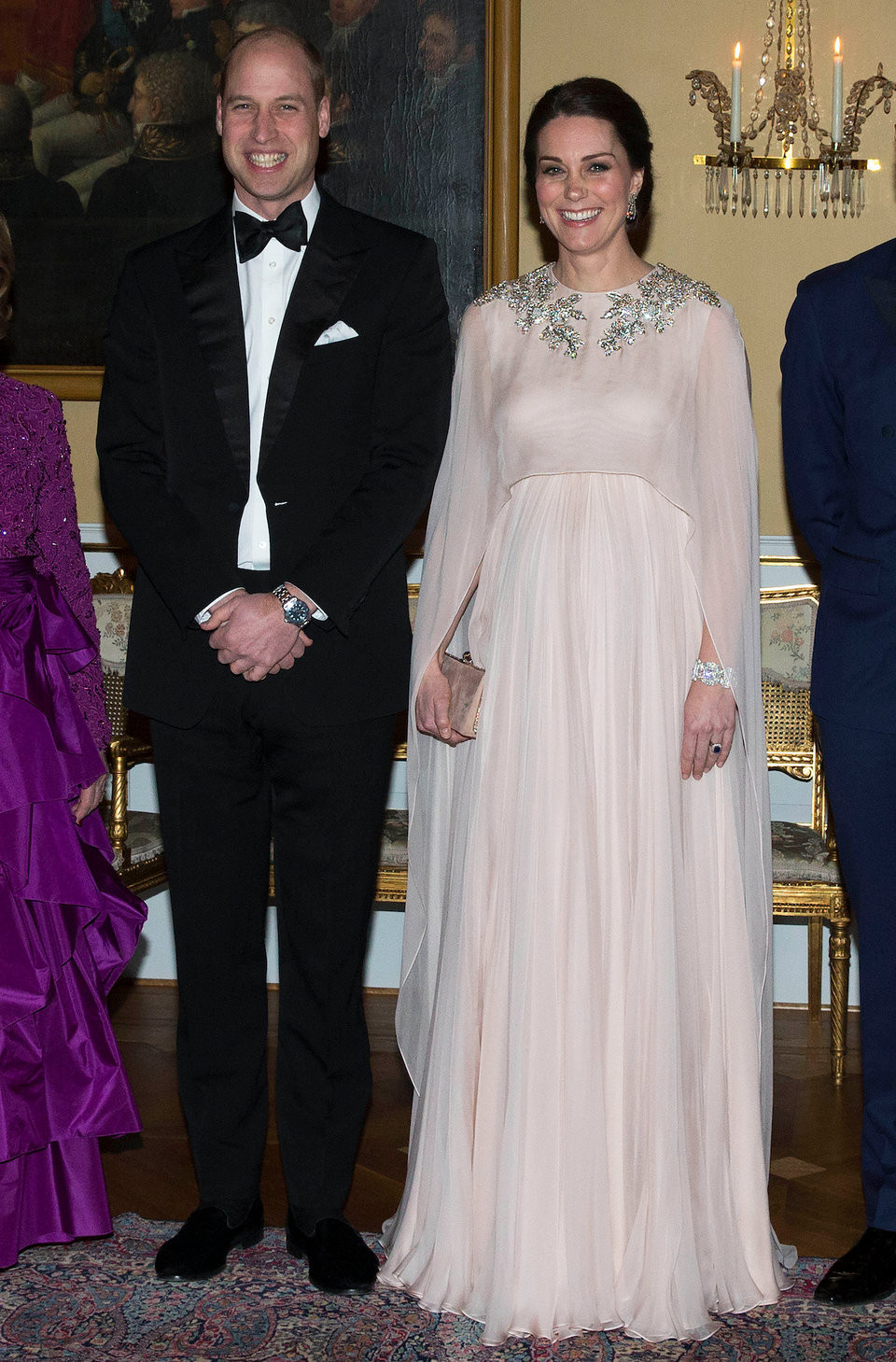 Công nương Kate Middleton cười rạng rỡ khi đứng cạnh chồng tại Oslo, Na Uy, ngày 1/2/2018.