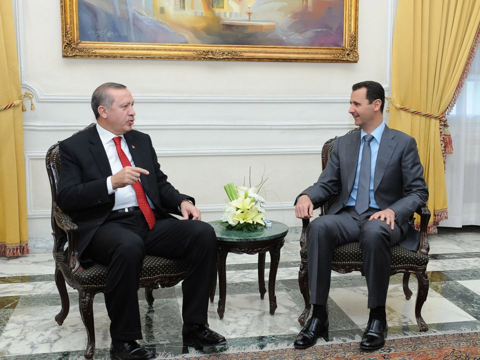 Quan hệ ngoại giao giữa Syria và Thổ Nhĩ Kỳ xấu đi kể từ khi cuộc nội chiến bắt đầu diễn ra. Đại sứ quán Thổ Nhĩ Kỳ tại Damascus, Syria, đã bị đóng cửa vào năm 2012.