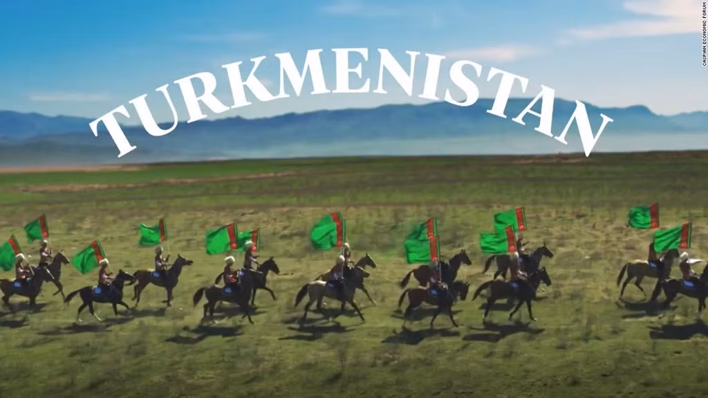 Diễn ra vào ngày 11-12/8, Diễn đàn Kinh tế Caspian sẽ tiếp đón nguyên thủ các nước Iran, Nga, Azerbaijan và Kazakhstan tại Azawa - thành phố du lịch được Bộ Ngoại giao Turkmenistan quảng bá là "Las Vegas" của quốc gia này. Trong đoạn clip giới thiệu Diễn đàn, đất nước Trung Á Turkmenistan xuất hiện với hình ảnh một đất nước hạnh phúc và thịnh vượng.