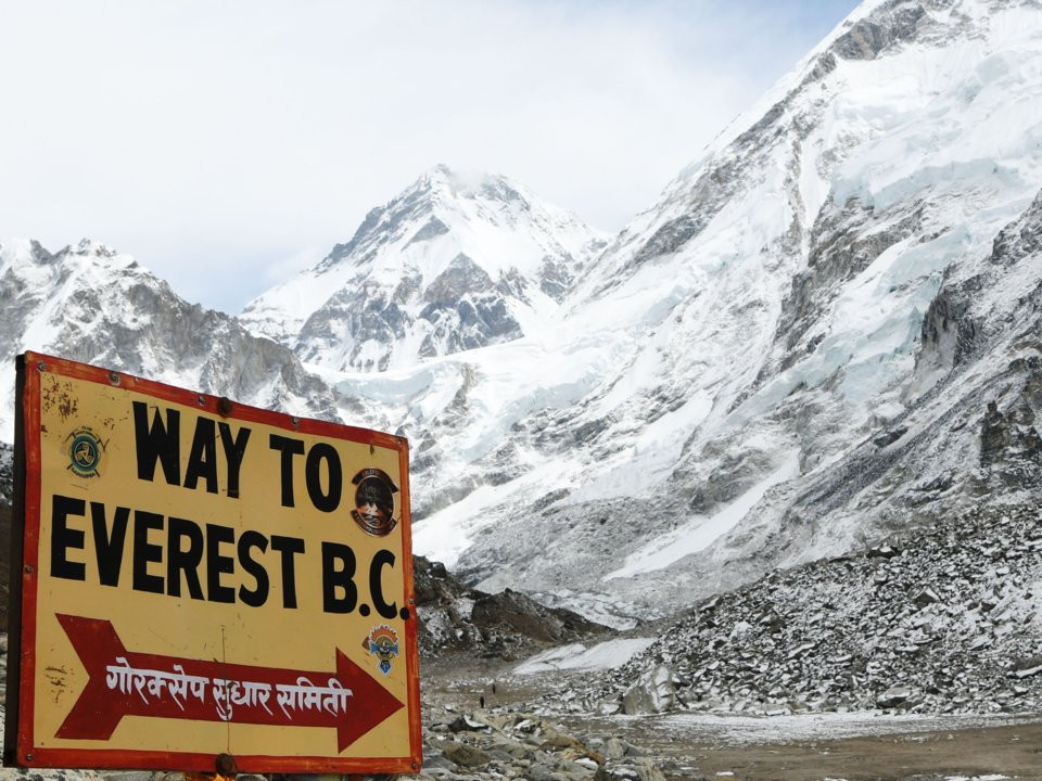 Chiều cao trung bình của người dân Nepal là 156,58 cm.