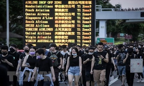 Trung Quoc keu goi quoc te phan doi bao luc tai Hong Kong