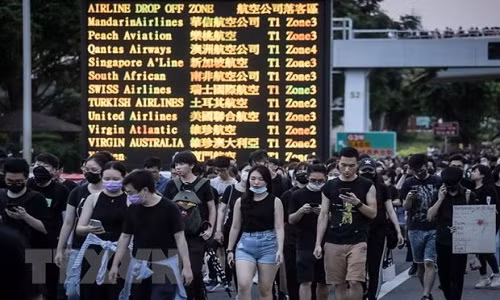 Trung Quoc keu goi quoc te phan doi bao luc tai Hong Kong