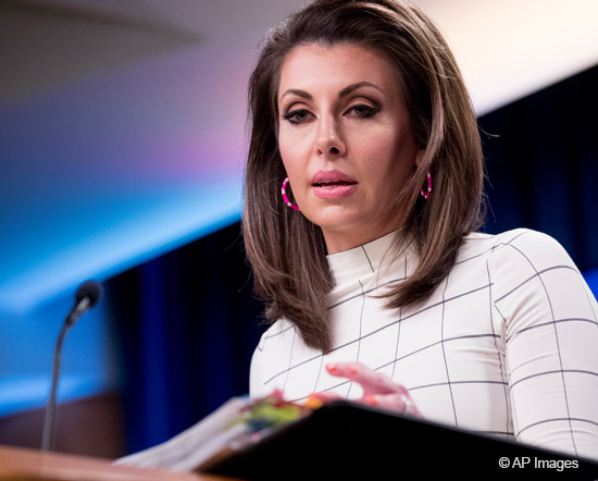 Trong một thông cáo báo chí hôm 20/7, phát ngôn viên Bộ Ngoại giao Mỹ Morgan Ortagus nêu rõ việc Trung Quốc tiến hành cải tạo và quân sự hóa các tiền đồn ở Biển Đông, cùng với các hành động khác nhằm khẳng định những đòi hỏi bất hợp pháp của Bắc Kinh ở vùng biển này, bao gồm cả việc sử dụng quân sự trên biển để hăm dọa, cưỡng ép, và đe dọa các quốc gia khác, là hành động làm xói mòn hòa bình và an ninh trong khu vực. Ảnh: AP. 