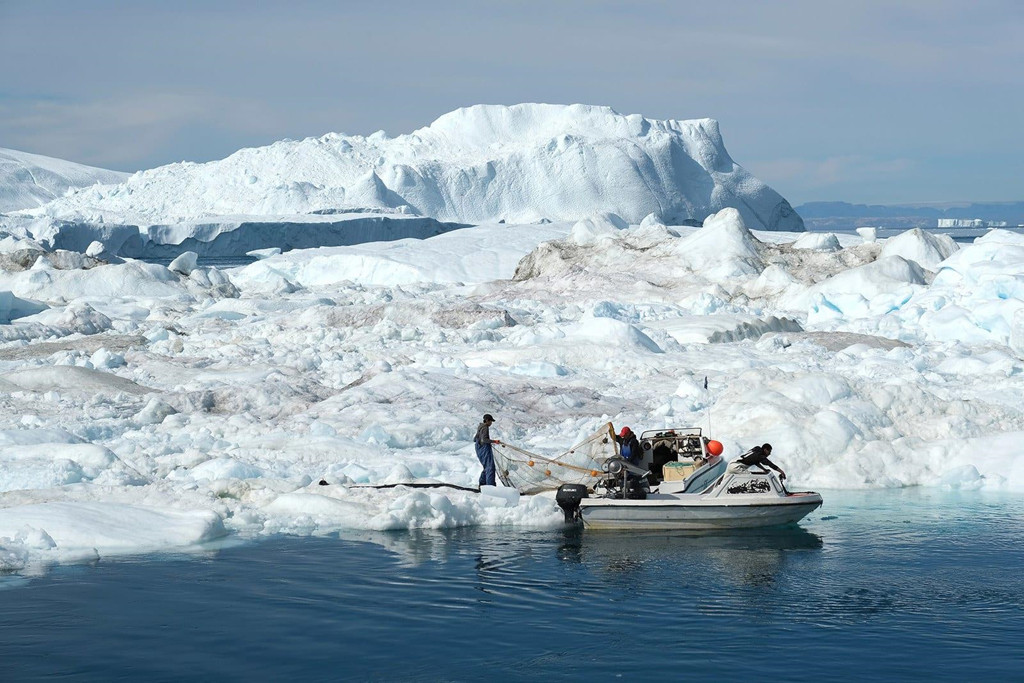"Sự hiện diện của người Mỹ ở Greenland không phải vì lợi ích của người Greenland", bà Hammond nhấn mạnh. "Chúng tôi không bao giờ yêu cầu người Mỹ đến. Đan Mạch đã cho phép họ đến và xây dựng một căn cứ không quân", bà nói về việc mở rộng căn cứ không quân Thule năm 1953. Ảnh: Getty.