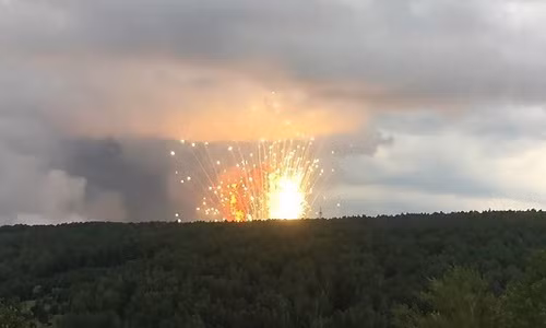 Kinh hoang no kho dan o Nga, hang nghin nguoi so tan