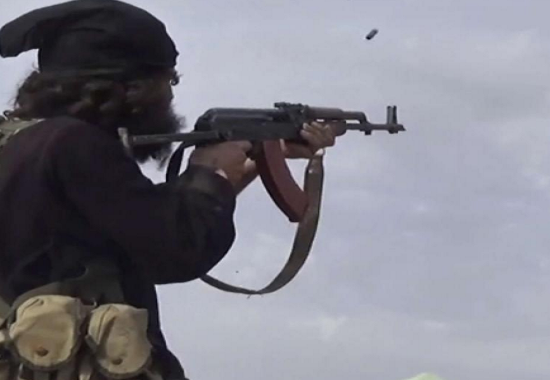 Được biết, Quân đội Syria và Lực lượng Phòng vệ Quốc gia đã hứng chịu nhiều thương vong sau các cuộc giao tranh ác liệt với nhóm khủng bố IS. Ảnh: AW.