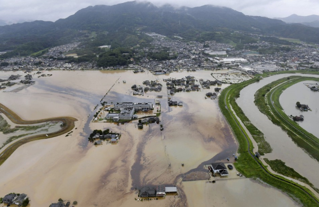 Hơn 1.900 người ở 5 tỉnh thuộc đảo Kyushu và tỉnh Yamaguchi của Honshu đang phải ở tạm trong các trung tâm sơ tán tính đến sáng 29/8.