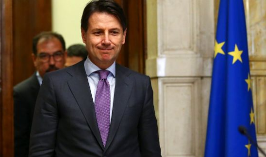 "Tôi sẽ chấm dứt nhiệm kỳ chính phủ tại đây...Tôi sẽ gặp Tổng thống Sergio Mattarella để thông báo về quyết định từ chức của tôi", Thủ tướng Conte phát biểu ngày 20/8. Ảnh: IT.